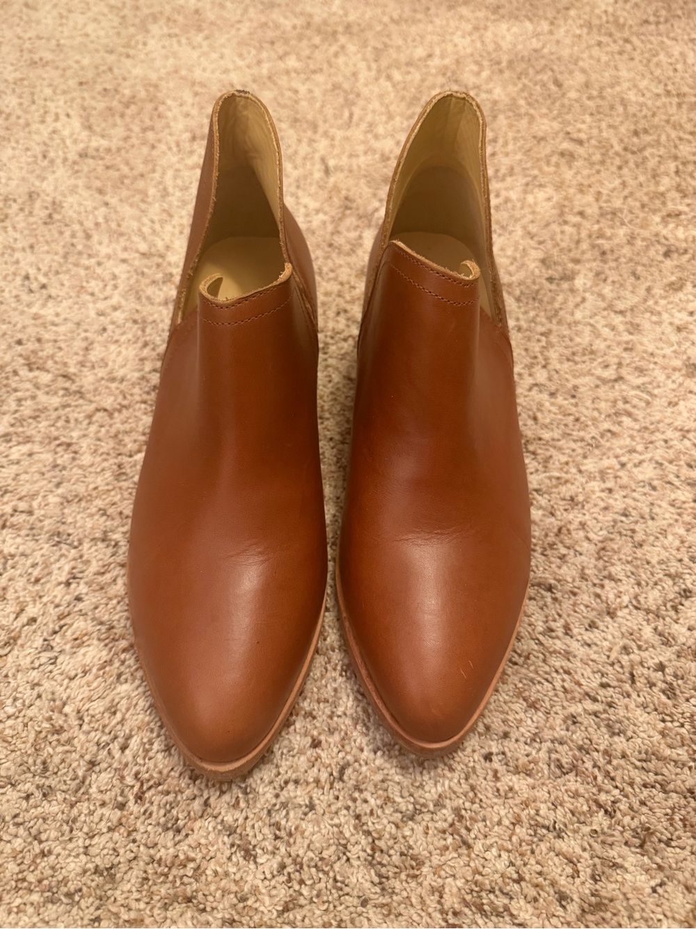 Nisolo Chestnut Leather Ankle Booties
